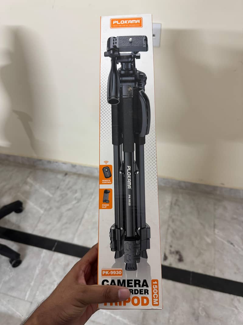 Studio Accessories (Tripod, Boya Mic, Light, Light stand,  2 diffuser) 2
