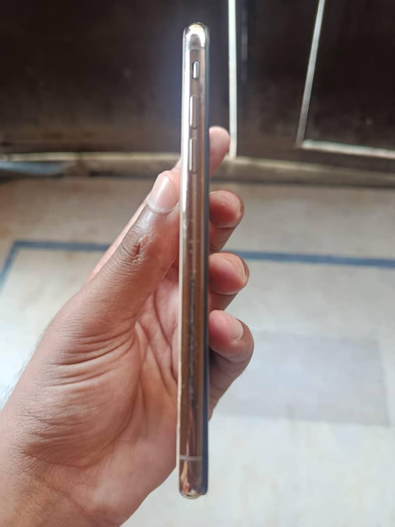 Apple iPhone XS 2