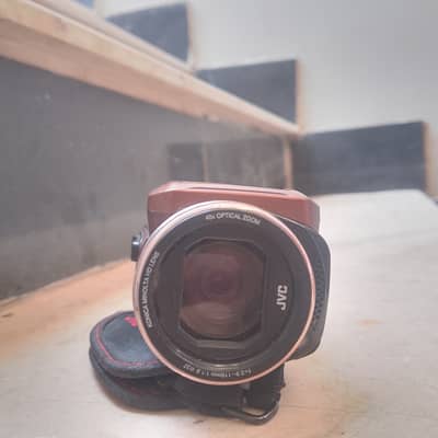 The camera shown in your image is the JVC Everio GZ-F100 (specificall