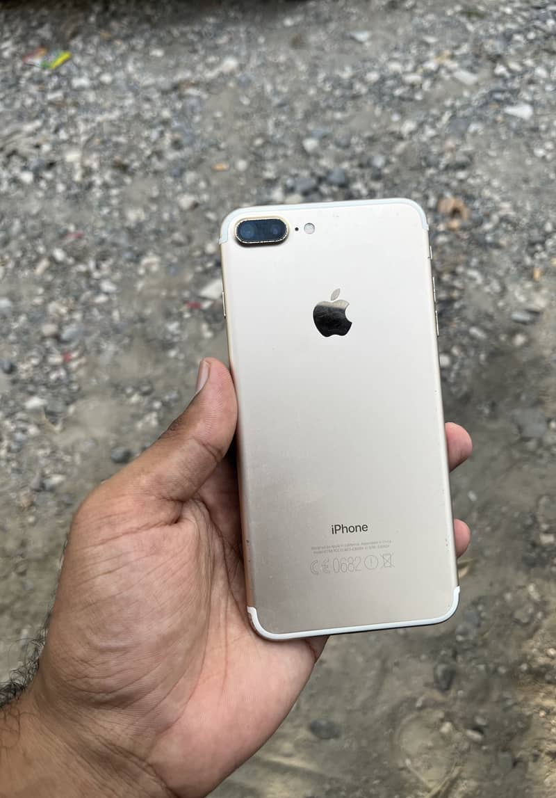 Apple iPhone 7 Plus 7