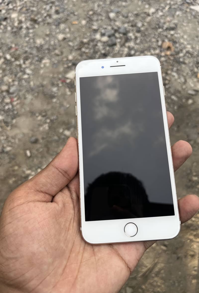 Apple iPhone 7 Plus 8