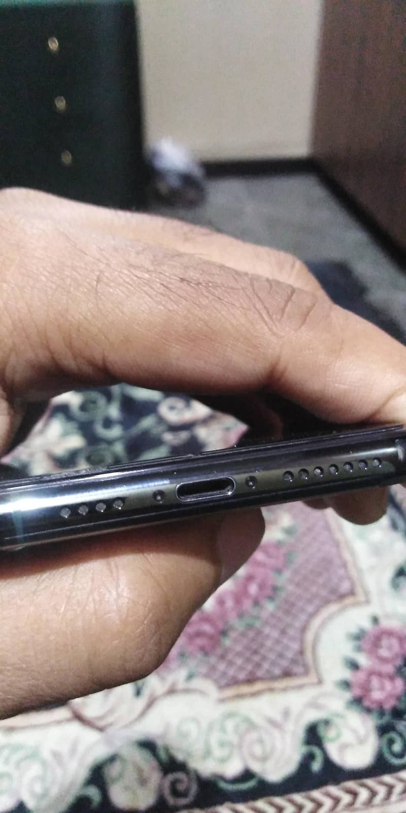 Apple iPhone 11 Pro Max 4
