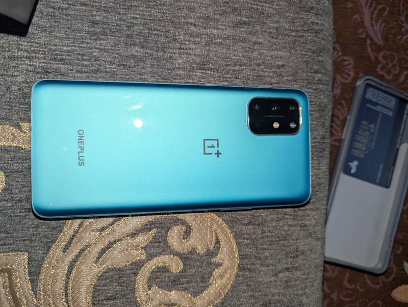 One Plus 8T 8