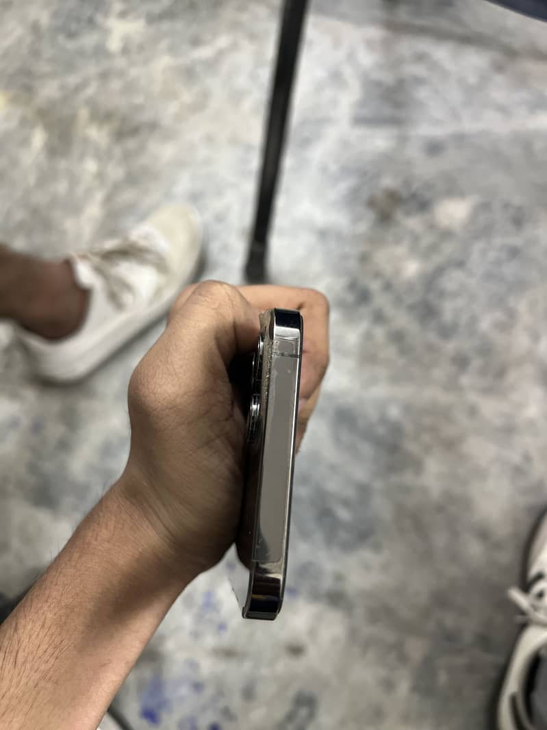 Apple iPhone 12 Pro Max 128 jb 2