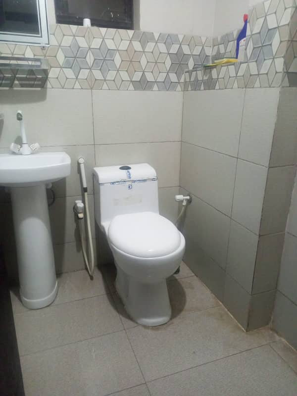 FLAT FOR RENT 2
