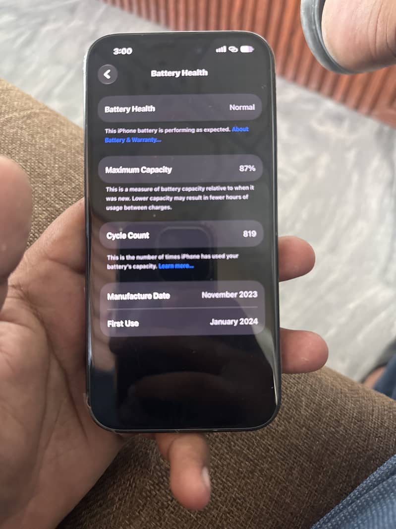 Apple iPhone 15 Pro 2