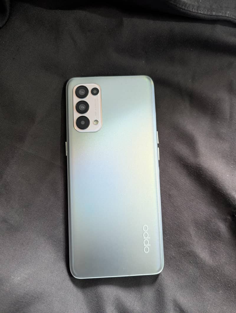 OPPO Reno 5 4
