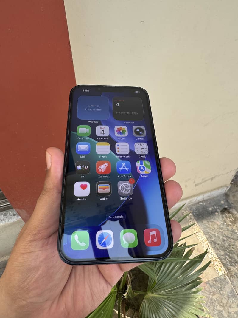 Apple iPhone 13 3