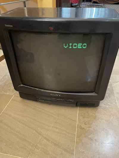 Sony Trinitron 14" Color TV (Model KV-1487MT) - Working Condition