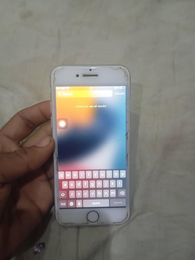 Apple iPhone 7 2