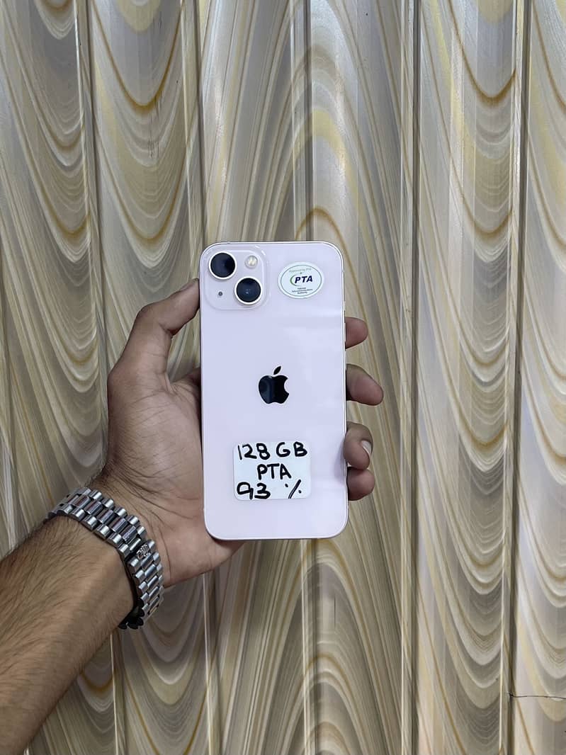 Apple iPhone 13 0