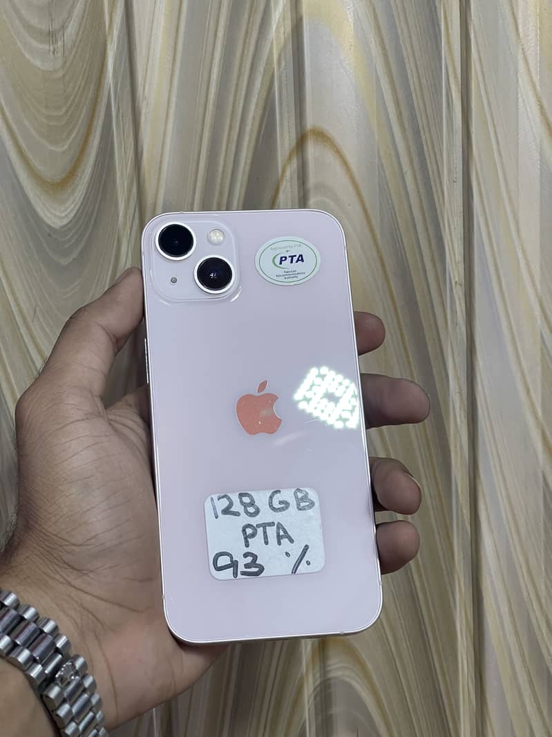 Apple iPhone 13 1