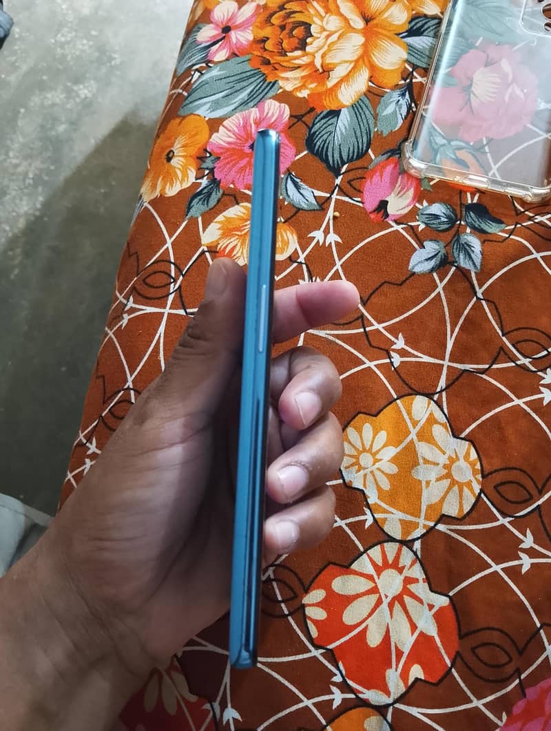 One Plus 9 5G 6