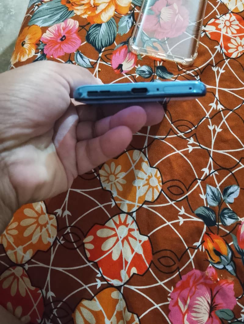 One Plus 9 5G 8