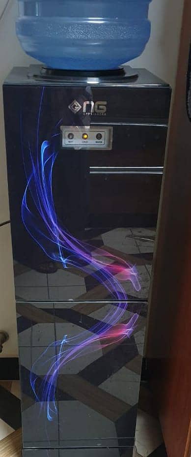 Nasgas Water Dispenser - Hot and Cold - With Refrigerator