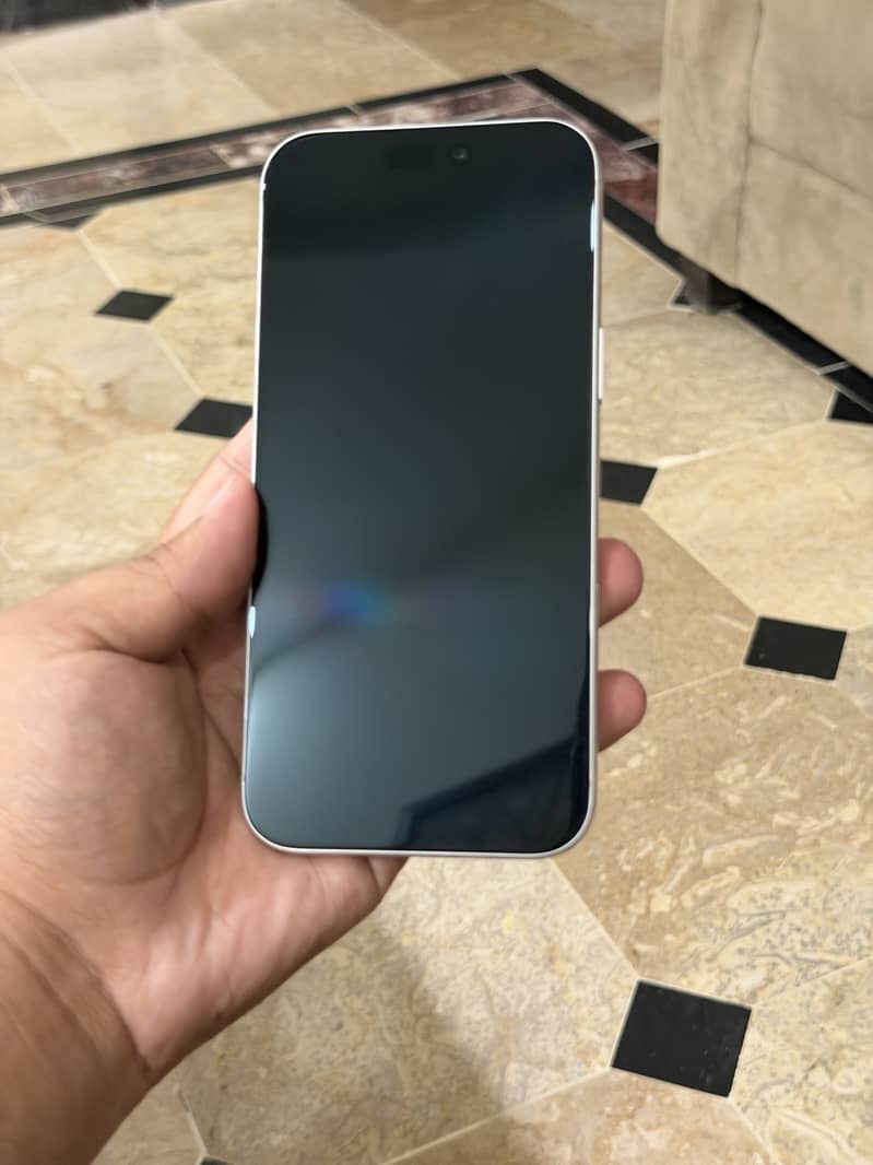 Apple iPhone 17 Pro Max 7
