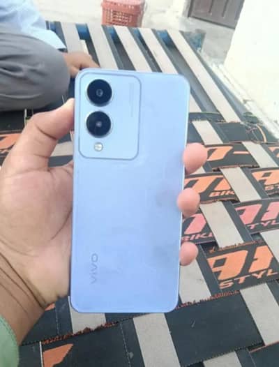 Vivo Y17s