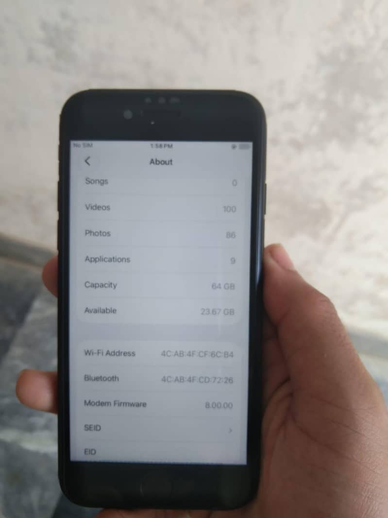 Apple iPhone SE 6