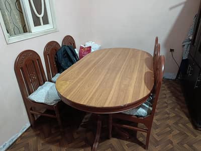 6 Chairs Table