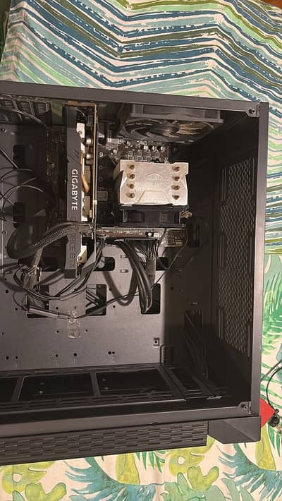 GTX 1660s, 16GB DDR4, I59400f, 256GB SSD, 256GB NvMe, 1TB HHD