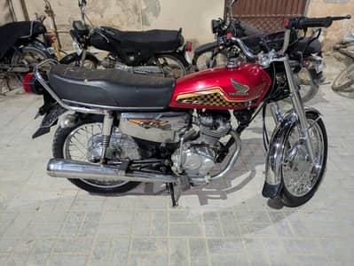 Bike Mai koi kaam nai Hy sun Hy Genuine Hy body se 2025 banai we Hy