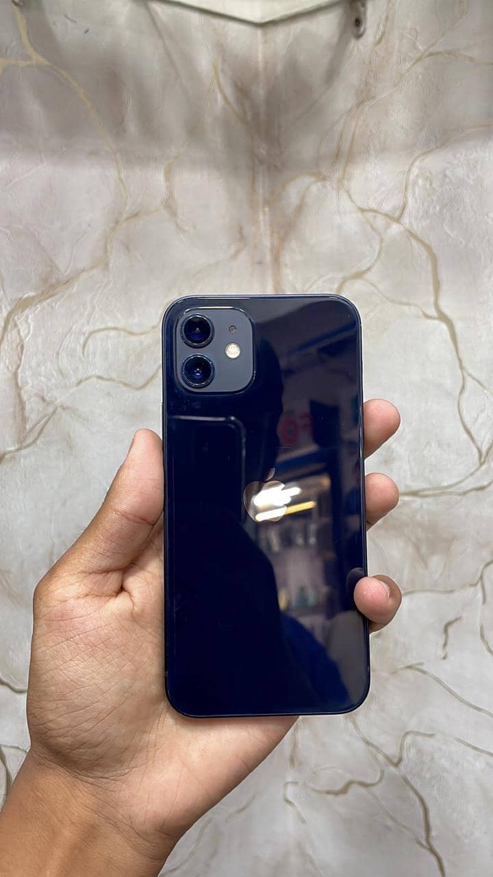Apple iPhone 12 0