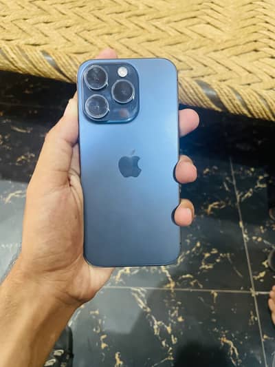 Apple iPhone 15 Pro