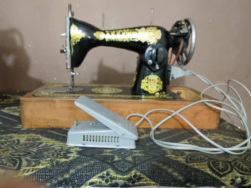 sweing machine with motor 7