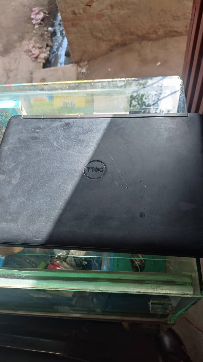 Dell latitude E5440 7