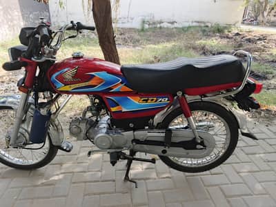 Honda CD 70cc red colour
