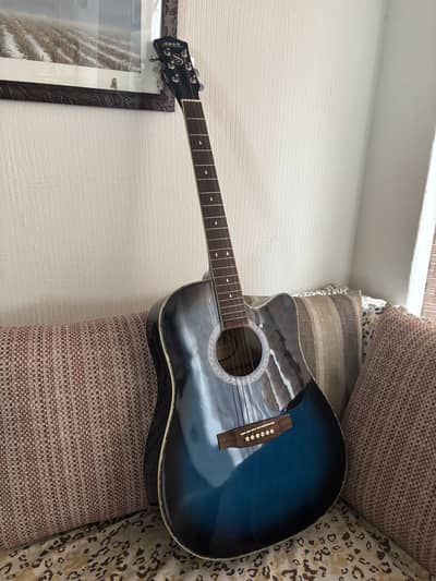 Almost new Semi Acoustic Guitar