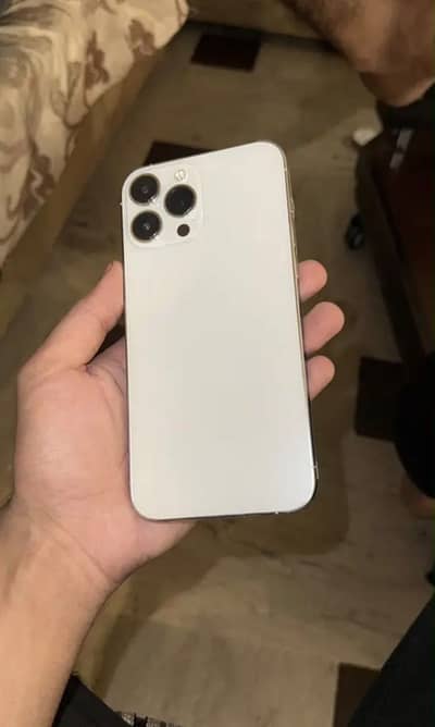 Apple iPhone 16 Pro Max 256 baypass