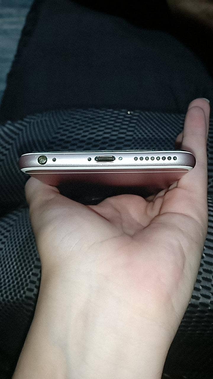 Apple iPhone 6S Plus 5