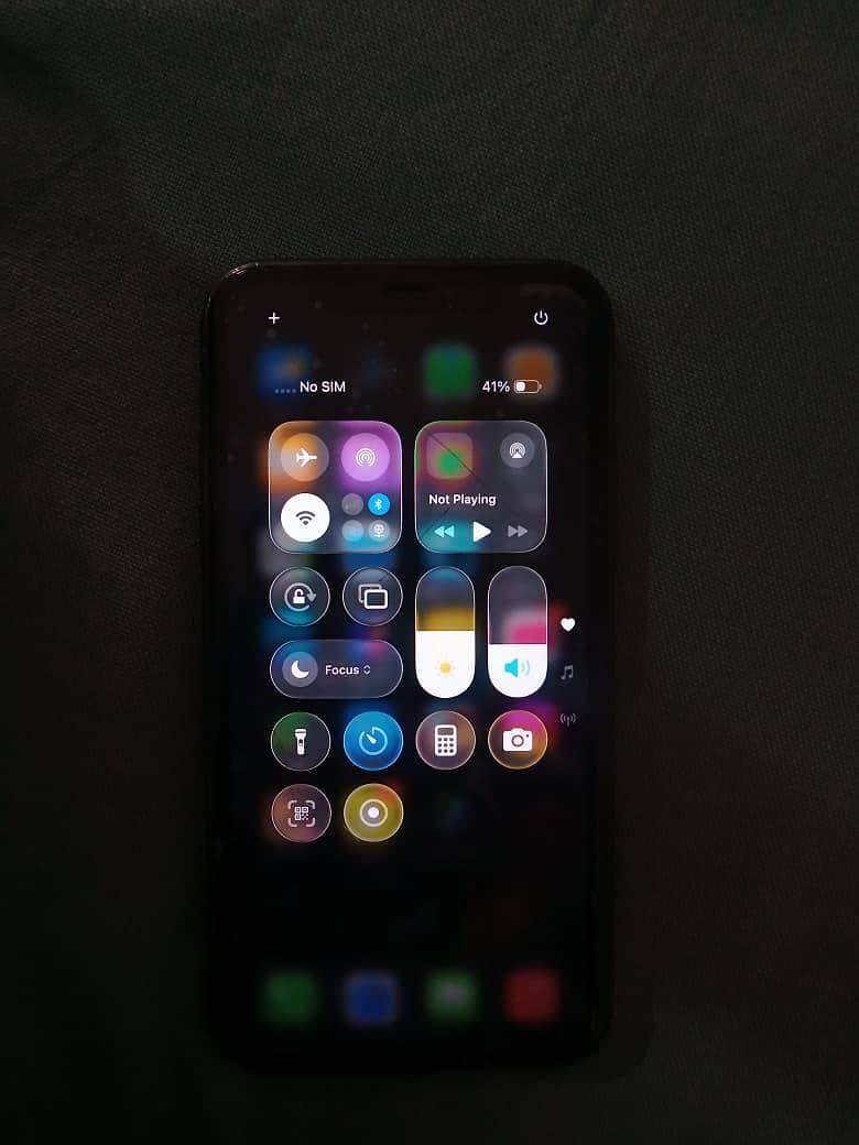 Apple iPhone 11 3