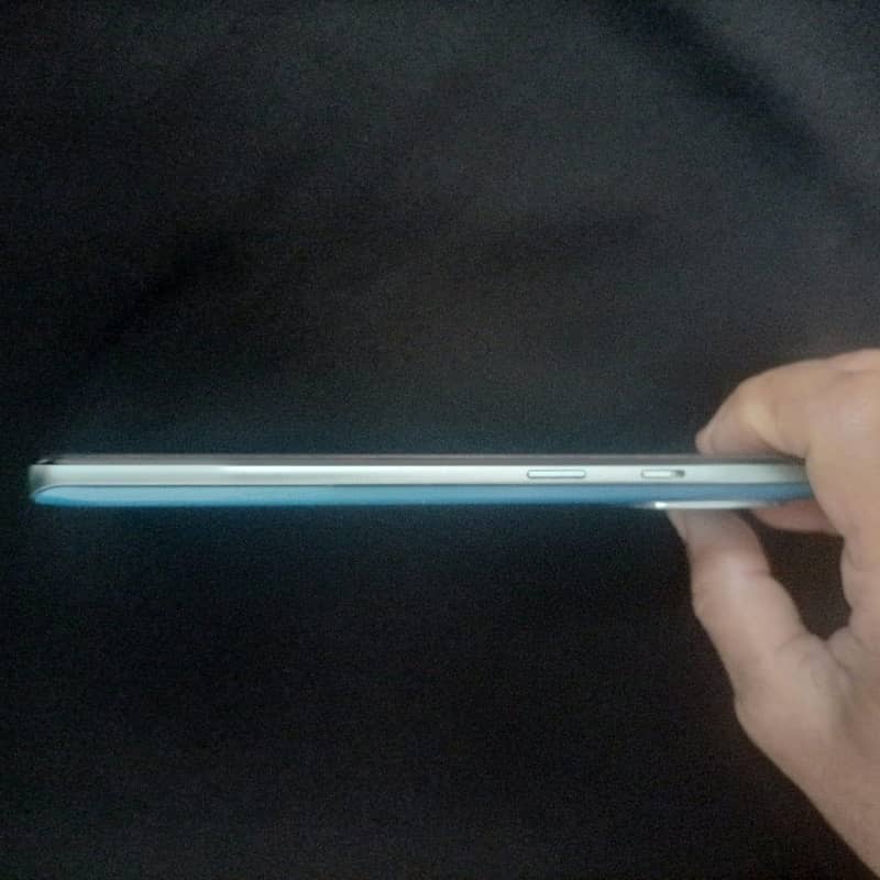 One Plus 8T 5