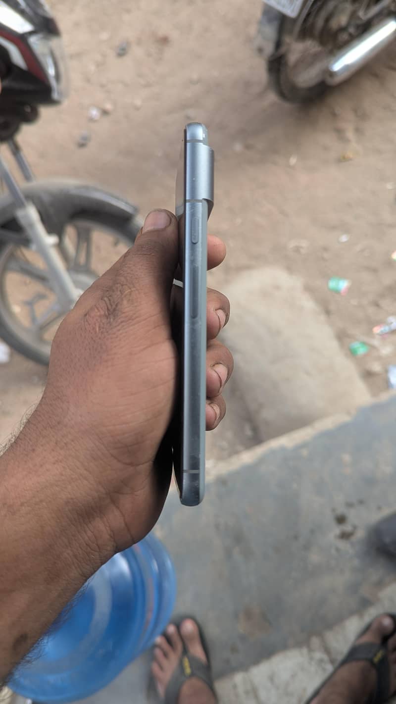 Google Pixel 8 5