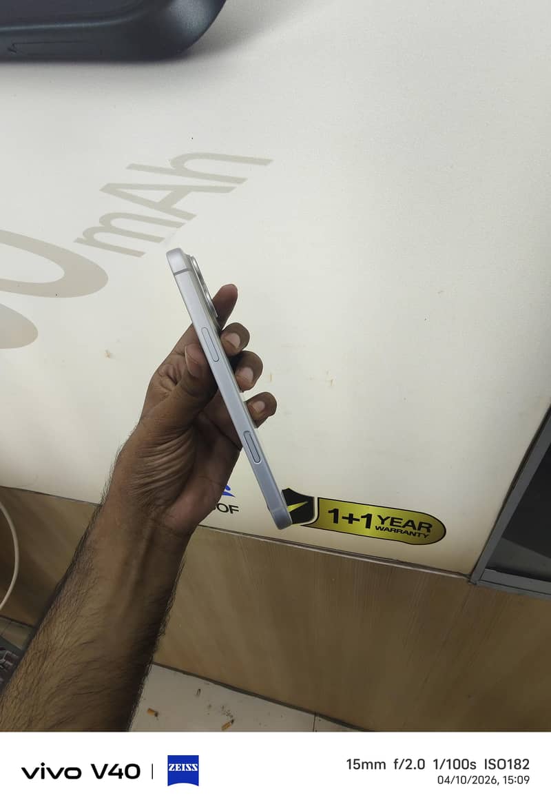 Apple iPhone 17 Pro Max 2