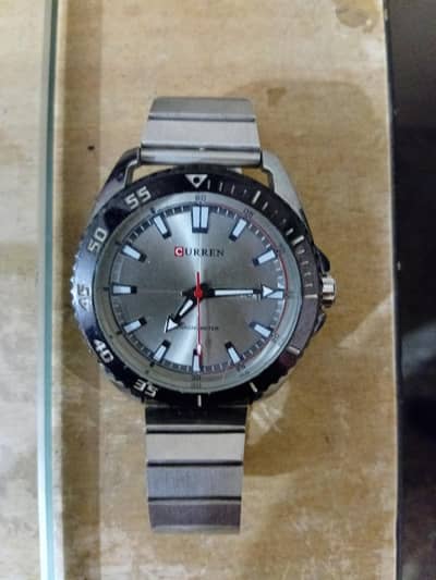 Model: CURREN 8272