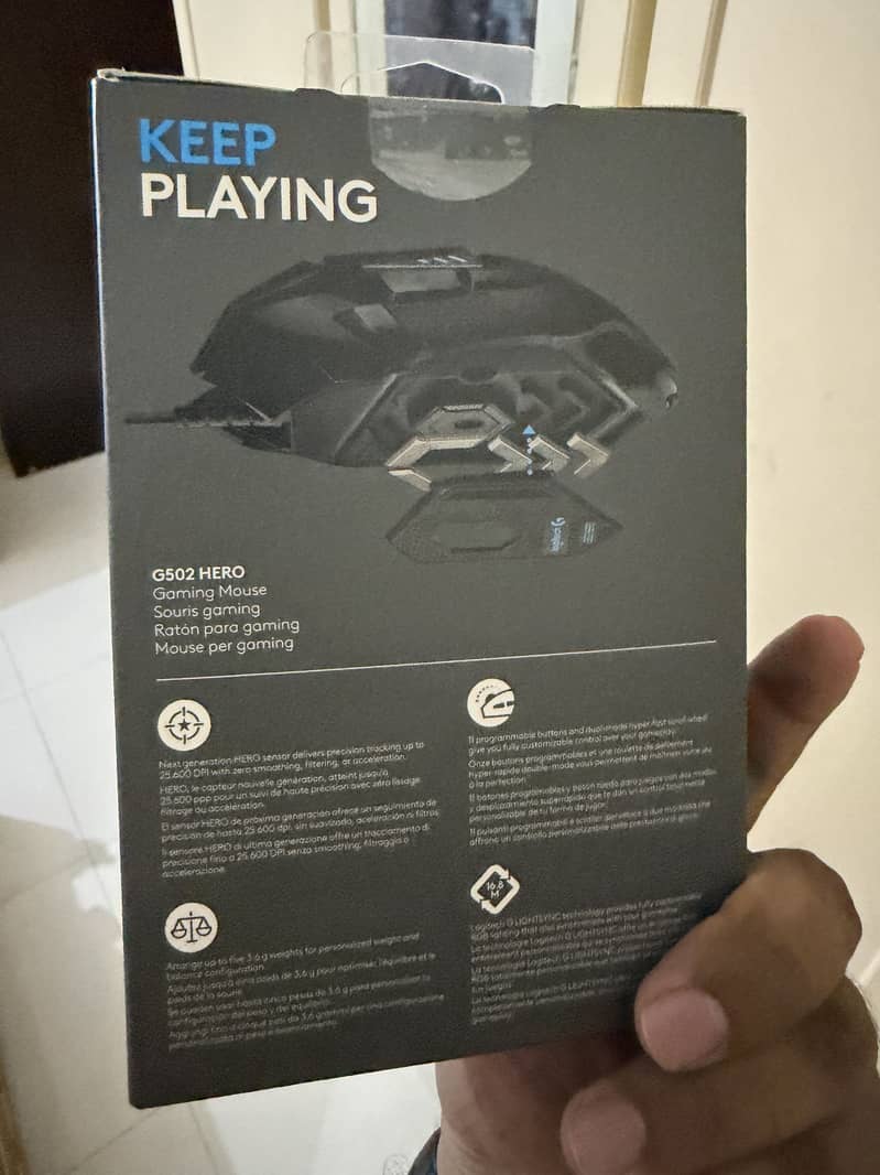 Logitech G502 Hero Mouse 1