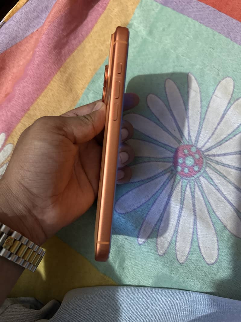 Apple iPhone 17 Pro Max 5