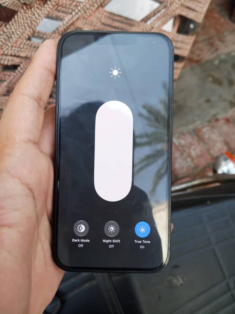 Apple iPhone 13 7