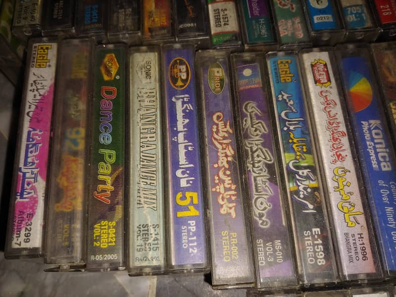 cessettes available 3