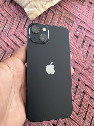 Apple iPhone 13