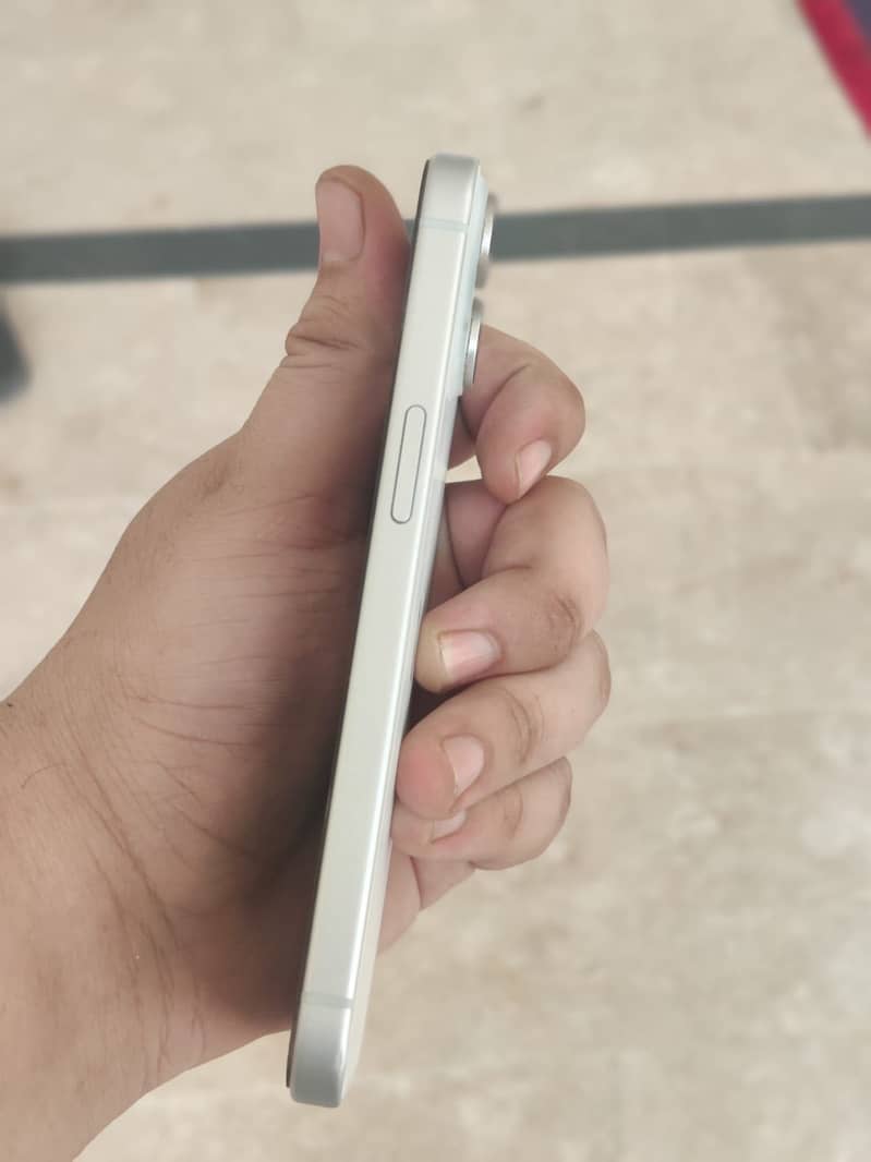 Apple iPhone 15 1