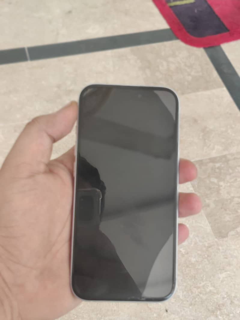 Apple iPhone 15 2
