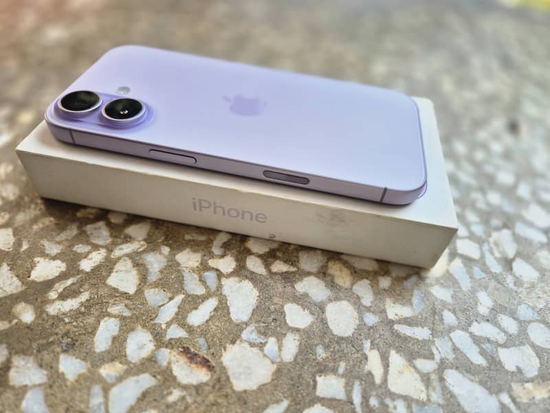 Apple iPhone 17 3