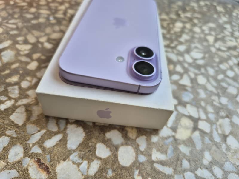 Apple iPhone 17 4