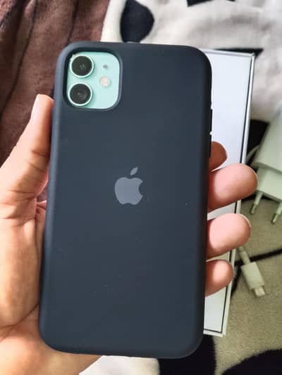 Apple iPhone 11
