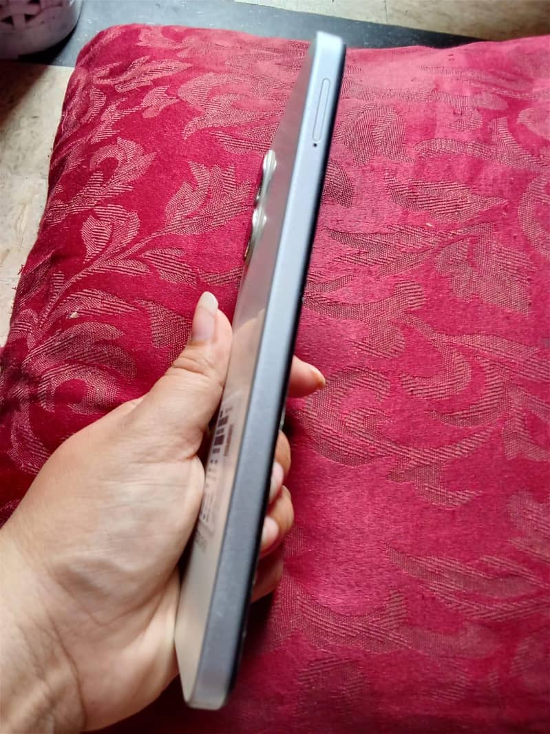 Tecno Spark Go 2 5
