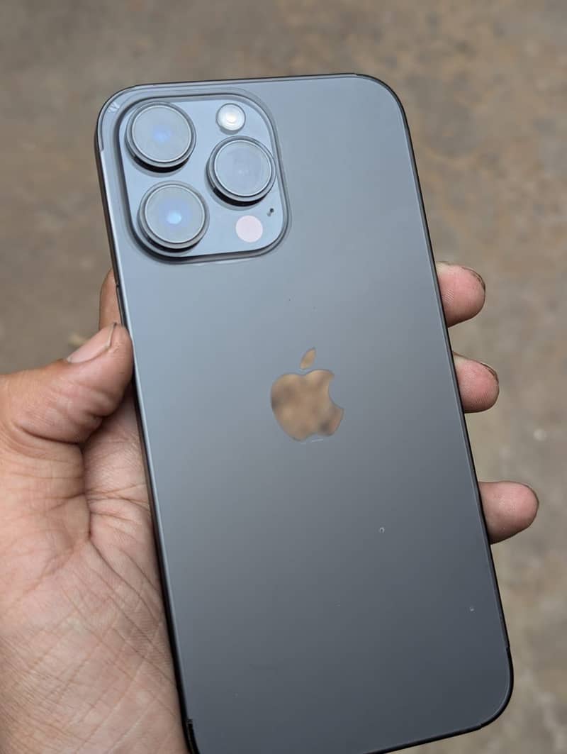 Apple iPhone 14 Pro Max 2